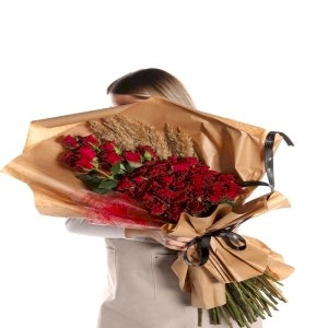  Marmaris Çiçekçiler - Simple Red Rose Bouquet