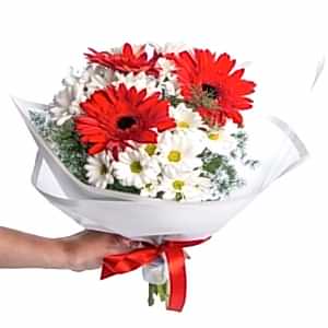Marmaris Çiçek - Beyaz Papatya ve Kırmızı Gerbera Çiçek Buketi