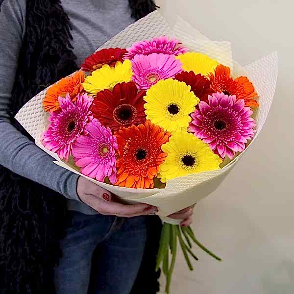  Marmaris Çiçek Siparişi - Renkli Şık Gerbera Buketi